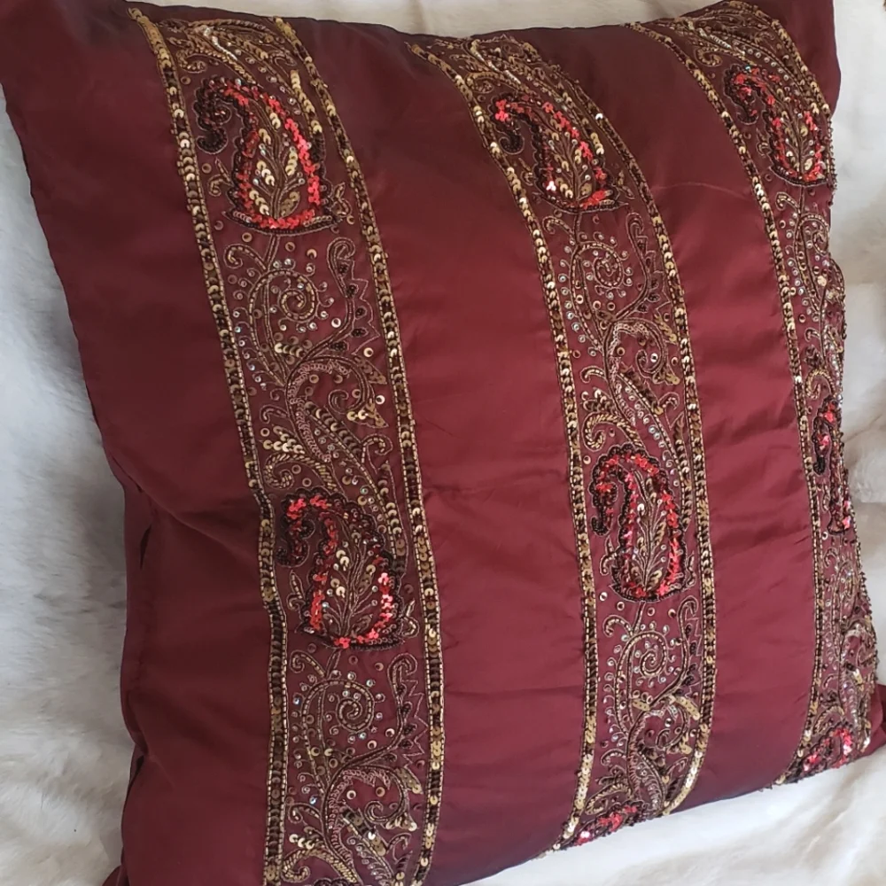 Kreations Oversized Pillow with Exquisite Gold Sequin Beads Embroidery NWT